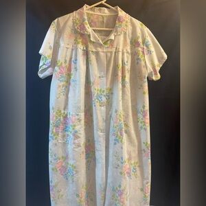 Vanity Fair Women Housecoat Short Sleeve XXL